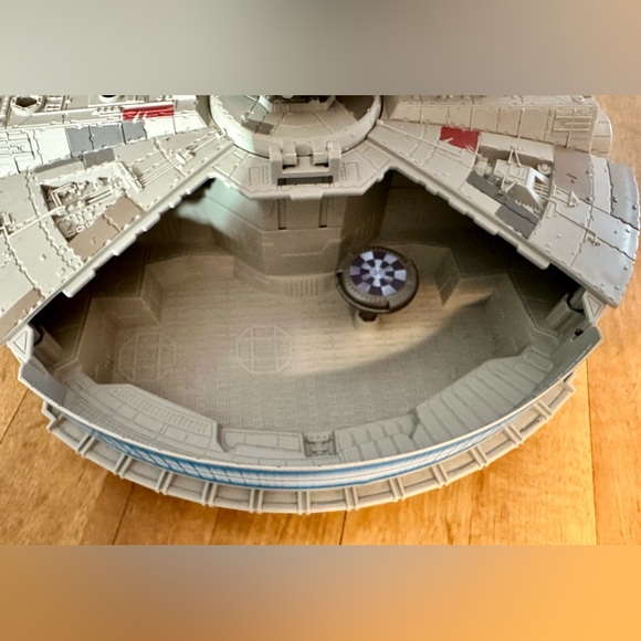 Star Wars millennium falcon toy Hero Vehicle - Picture 4 of 6